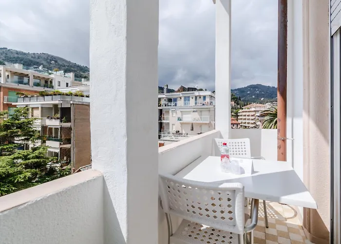 Hotiday Collection - Mediterranee Hotel 4*