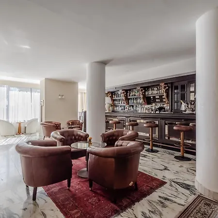 Hotiday Collection - Mediterranee 酒店 4*