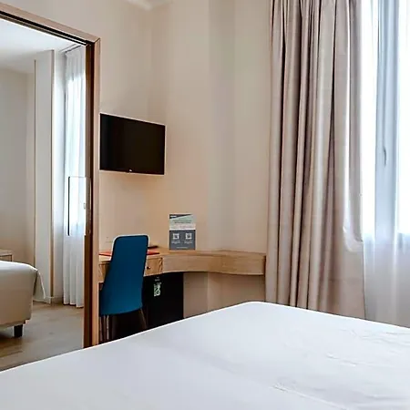Hotiday Collection - Mediterranee Hotel