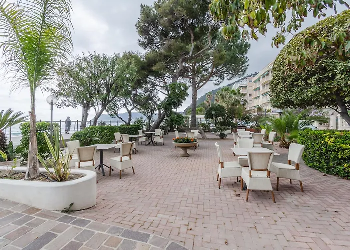 Ξενοδοχείο Hotiday Collection - Mediterranee 4*