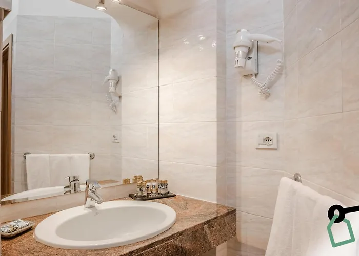 Hotiday Collection - Mediterranee 4* 阿拉西奥