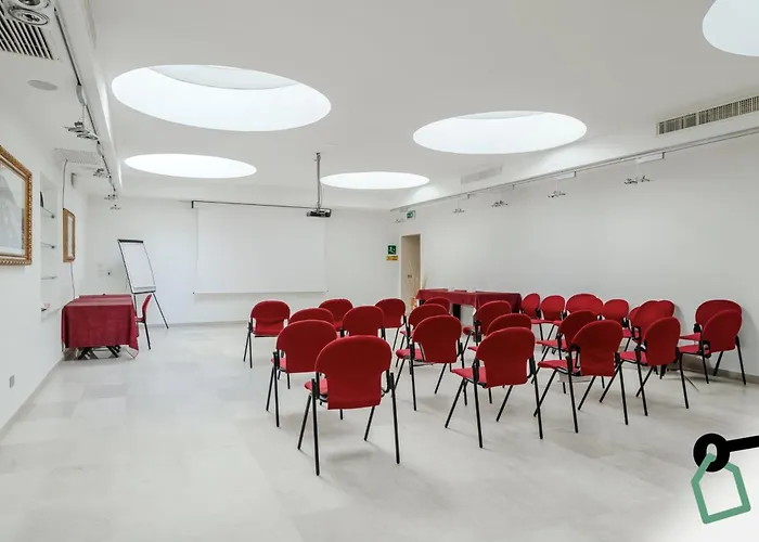 Hotiday Collection - Mediterranee 酒店